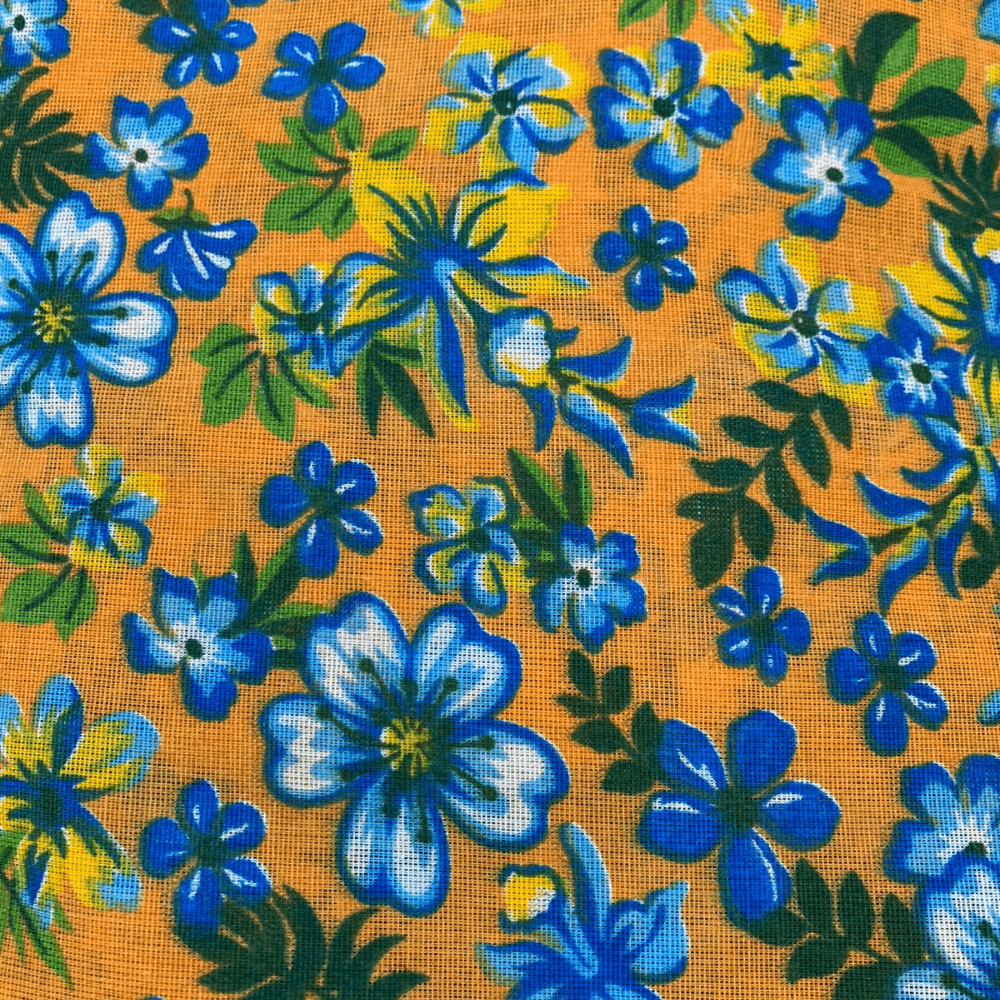 Tecido Chitão Estampado Floral Azul Fundo Amarelo - Empório dos Tecidos 