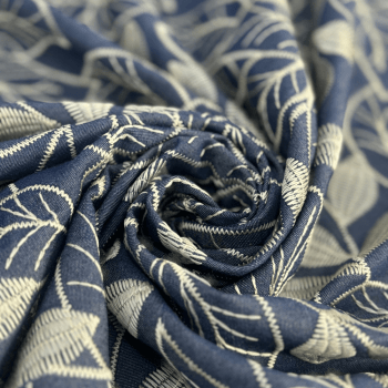 Tecido Mescla Jeans Bordado Azul Desenho Ramos - Empório dos Tecidos 