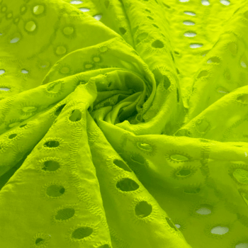 Tecido Laise Bordada Verde Neon - Empório dos Tecidos 