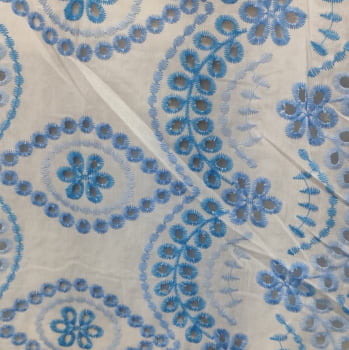 Tecido Laise Bordada Branca Detalhes Azul - Empório dos Tecidos 