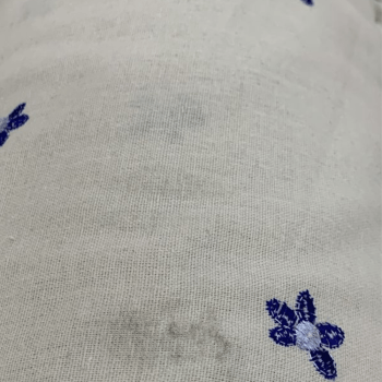 Tecido Linho Bordado Florzinhas Azul