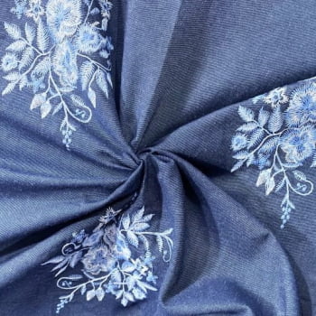 Tecido Mescla Jeans Bordado Azul Escuro Floral Com Azul  